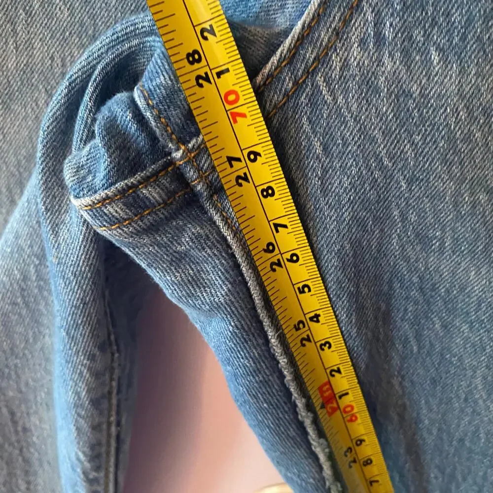 Levi's Premium Wedgie High Rise Straight Leg Jeans Button Fly Medium Wash 32